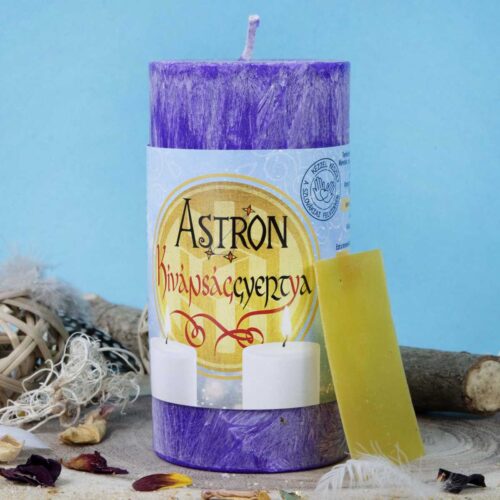 Kivansaggyertya_lila